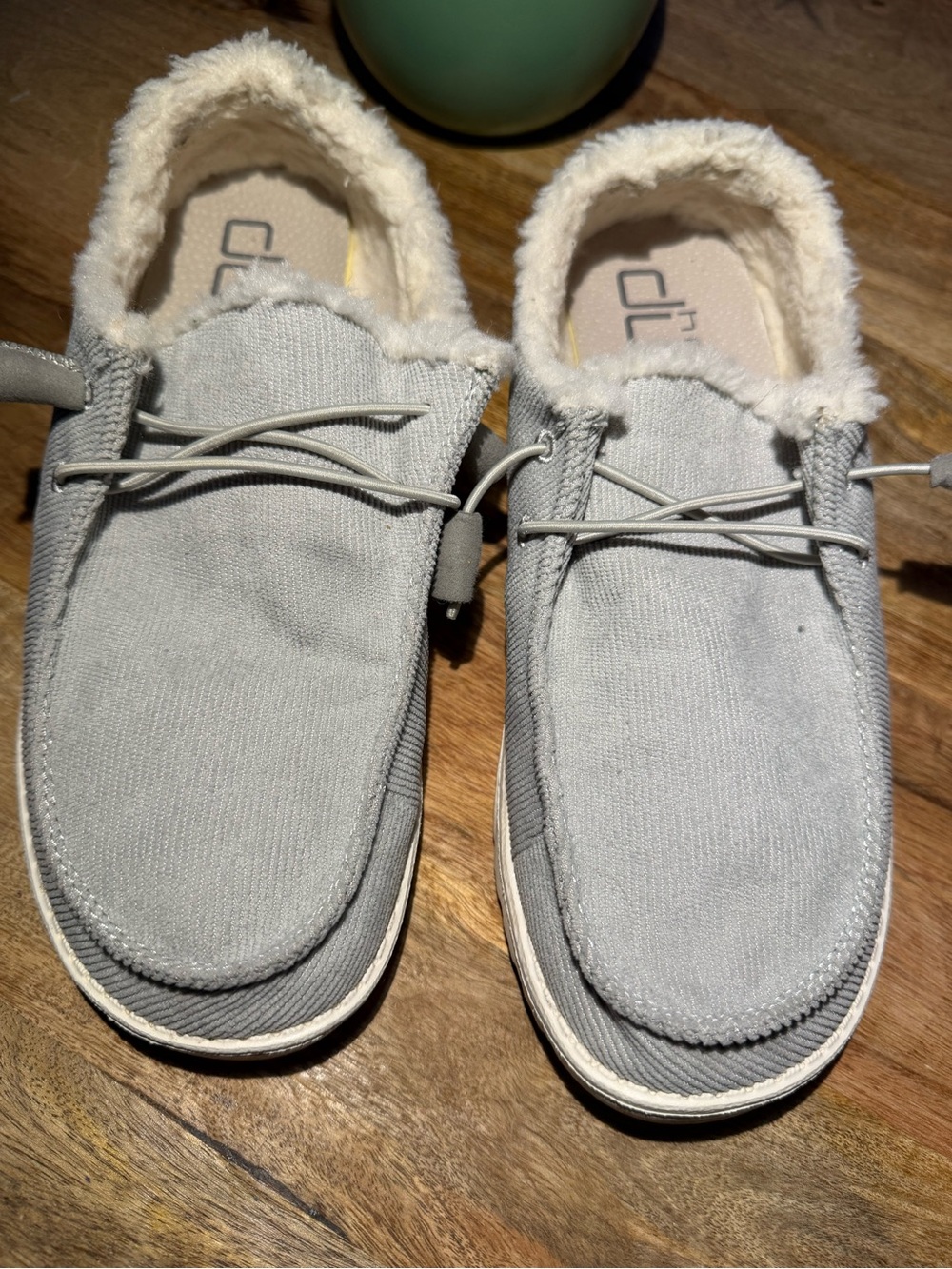 Hey Dude Wendy Women's Light Gray Corduroy Fleece-Lined Slip-Ons